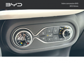 Photo 12 du bon plan RENAULT Twingo Electric Zen R80 Achat Intégral occasion à 8990 €