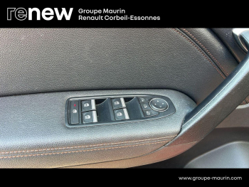 Photo 18 du bon plan RENAULT Captur 1.6 E-Tech hybride 145ch Iconic occasion à 20380 €