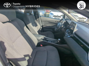 Photo 6 du bon plan TOYOTA C-HR 122h Dynamic 2WD E-CVT RC18 occasion à 16600 €