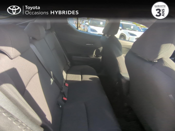 Photo 7 du bon plan TOYOTA C-HR 122h Dynamic 2WD E-CVT RC18 occasion à 16600 €