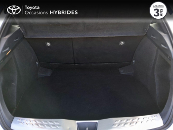 Photo 10 du bon plan TOYOTA C-HR 122h Dynamic 2WD E-CVT RC18 occasion à 16600 €