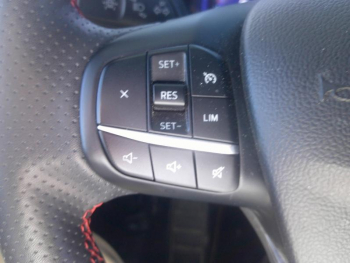 Photo 20 du bon plan FORD Kuga 2.5 Duratec 190ch FHEV E85 ST-Line BVA occasion à 20900 €