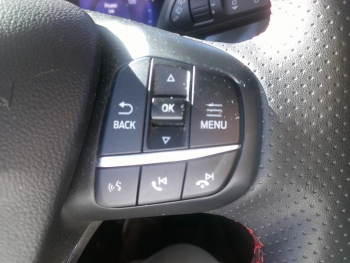 Photo 21 du bon plan FORD Kuga 2.5 Duratec 190ch FHEV E85 ST-Line BVA occasion à 20900 €