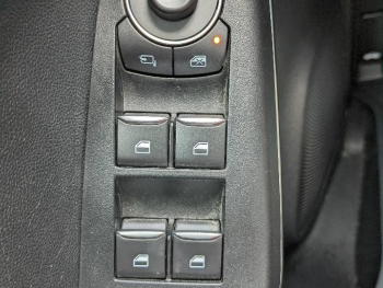 Photo 15 du bon plan FORD Puma 1.0 Essence/Flexifuel 125ch S&S mHEV Titanium occasion à 15990 €
