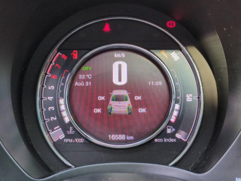 Photo 19 du bon plan FIAT 500 1.2 8v 69ch Eco Pack Star occasion à 10990 €