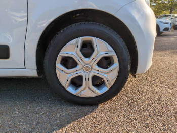 Photo 10 du bon plan RENAULT Twingo 0.9 TCe 95ch Zen occasion à 9990 €