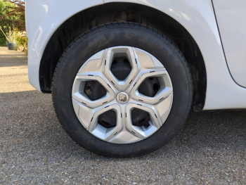 Photo 11 du bon plan RENAULT Twingo 0.9 TCe 95ch Zen occasion à 9990 €
