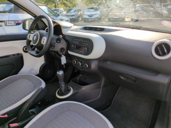 Photo 15 du bon plan RENAULT Twingo 0.9 TCe 95ch Zen occasion à 9990 €