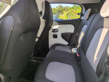 Photo 17 du bon plan RENAULT Twingo 0.9 TCe 95ch Zen occasion à 9990 €