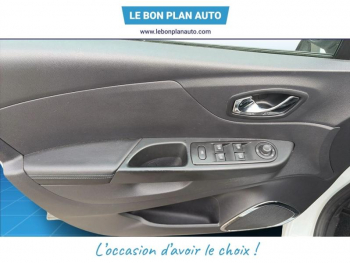 Photo 17 du bon plan RENAULT Captur 1.2 TCe 120ch Stop&Start energy Wave Euro6 2016 occasion à 9690 €