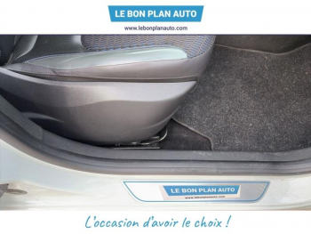 Photo 27 du bon plan RENAULT Captur 1.2 TCe 120ch Stop&Start energy Wave Euro6 2016 occasion à 9690 €