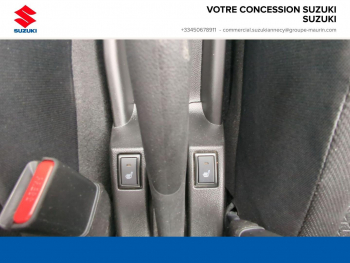Photo 17 du bon plan SUZUKI Swift 1.2 Dualjet Hybrid 83ch Pack AllGrip occasion à 15990 €
