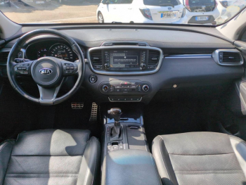 Photo 17 du bon plan KIA Sorento 2.2 CRDI 200ch ISG Premium 4x4 BVA 7pl occasion à 15500 €