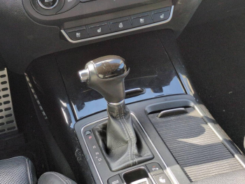 Photo 18 du bon plan KIA Sorento 2.2 CRDI 200ch ISG Premium 4x4 BVA 7pl occasion à 15500 €