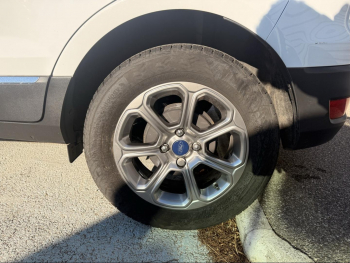 Photo 29 du bon plan FORD EcoSport 1.0 EcoBoost 125ch Titanium occasion à 10990 €