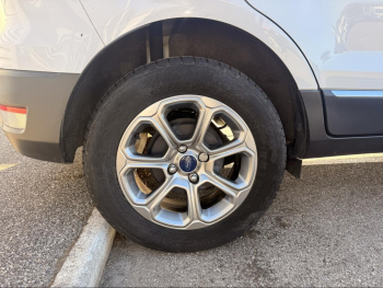 Photo 31 du bon plan FORD EcoSport 1.0 EcoBoost 125ch Titanium occasion à 10990 €