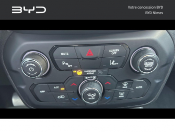 Photo 14 du bon plan JEEP Renegade 1.3 GSE T4 240ch 4xe S AT6 MY21 occasion à 19900 €