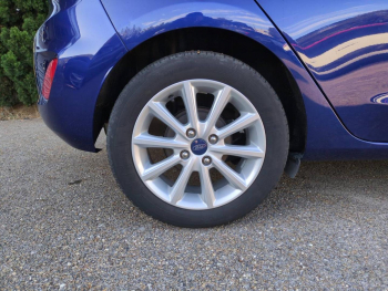 Photo 11 du bon plan FORD Fiesta 1.0 EcoBoost 100ch Stop&Start Titanium 5p occasion à 9490 €