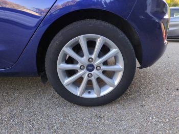 Photo 12 du bon plan FORD Fiesta 1.0 EcoBoost 100ch Stop&Start Titanium 5p occasion à 9490 €