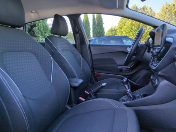 Photo 14 du bon plan FORD Fiesta 1.0 EcoBoost 100ch Stop&Start Titanium 5p occasion à 9490 €