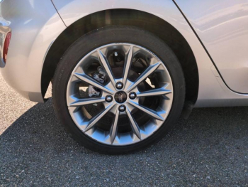Photo 11 du bon plan FORD Fiesta 1.5 TDCi 120ch Stop&Start Vignale 5p Euro6.2 occasion à 8990 €