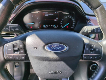 Photo 18 du bon plan FORD Fiesta 1.5 TDCi 120ch Stop&Start Vignale 5p Euro6.2 occasion à 8990 €