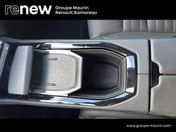 Photo 28 du bon plan RENAULT Austral 1.2 E-Tech full hybrid 200ch Iconic- 23 occasion à 27400 €