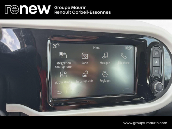 Photo 25 du bon plan RENAULT Twingo E-Tech Electric Zen R80 Achat Intégral - 21MY occasion à 9490 €