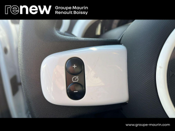 Photo 21 du bon plan RENAULT Twingo E-Tech Electric Zen R80 Achat Intégral - 21MY occasion à 10900 €