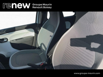 Photo 26 du bon plan RENAULT Twingo E-Tech Electric Zen R80 Achat Intégral - 21MY occasion à 10900 €