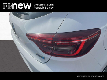 Photo 18 du bon plan RENAULT Clio 1.6 E-Tech hybride 140ch Zen -21N occasion à 14900 €