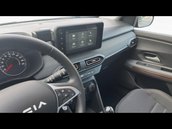 Photo 33 du bon plan DACIA Sandero 1.0 TCe 90ch Stepway Expression -24 occasion à 16000 €