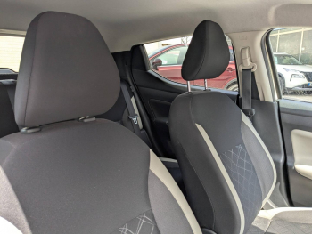 Photo 8 du bon plan NISSAN Micra 1.0 IG-T 92ch Made in France 2021.5 occasion à 12990 €