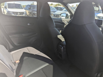 Photo 17 du bon plan NISSAN Juke 1.6 Hybrid 143ch Business+ 2023 occasion à 22290 €
