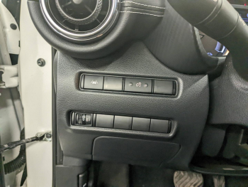 Photo 11 du bon plan NISSAN Juke 1.6 Hybrid 143ch N-Connecta 2023.5 occasion à 22490 €