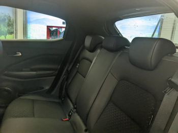 Photo 17 du bon plan NISSAN Juke 1.6 Hybrid 143ch N-Connecta 2023.5 occasion à 22490 €