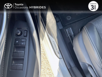 Photo 22 du bon plan TOYOTA Corolla 122h Design MY22 occasion à 23490 €