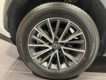 Photo 7 du bon plan LEXUS NX 350h Pack Business 2WD MY24 occasion à 43990 €