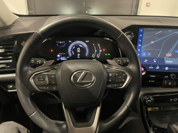 Photo 20 du bon plan LEXUS NX 350h Pack Business 2WD MY24 occasion à 43990 €