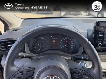 Photo 13 du bon plan TOYOTA Yaris 116h Dynamic 5p MY22 occasion à 17989 €