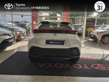Photo 4 du bon plan TOYOTA C-HR 1.8 Hybride 140ch Design Pack Confort occasion à 28490 €