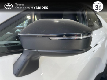 Photo 21 du bon plan TOYOTA C-HR 1.8 Hybride 140ch Design Pack Confort occasion à 28490 €