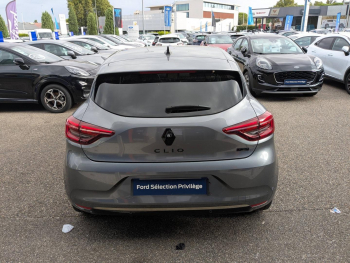 Photo 5 du bon plan RENAULT Clio 1.6 E-Tech hybride 145ch Engineered occasion à 16990 €