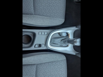 Photo 17 du bon plan TOYOTA Yaris Cross 116h Design MY22 occasion à 20980 €