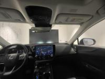 Photo 23 du bon plan LEXUS NX 450h+ Executive 4WD occasion à 48890 €