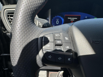 Photo 15 du bon plan FORD Kuga 2.5 Duratec 190ch FHEV E85 ST-Line X BVA occasion à 31900 €