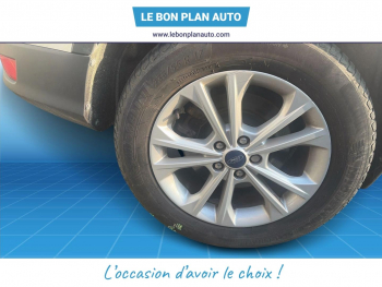 Photo 4 du bon plan FORD Kuga 2.0 TDCi 150ch Stop&Start Titanium 4x2 occasion à 12990 €