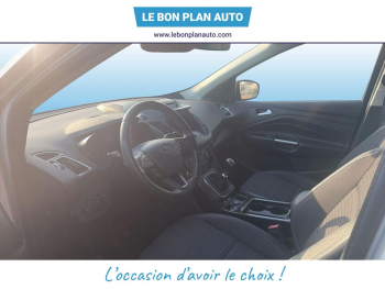 Photo 5 du bon plan FORD Kuga 2.0 TDCi 150ch Stop&Start Titanium 4x2 occasion à 12990 €