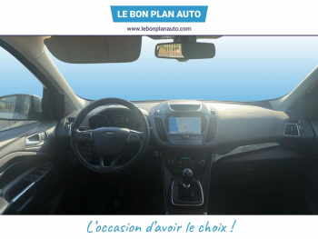 Photo 7 du bon plan FORD Kuga 2.0 TDCi 150ch Stop&Start Titanium 4x2 occasion à 12990 €
