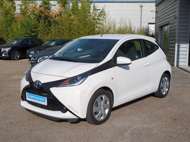 Bon plan TOYOTA Aygo 1.0 VVT-i 69ch Stop&Start x-play 3p occasion